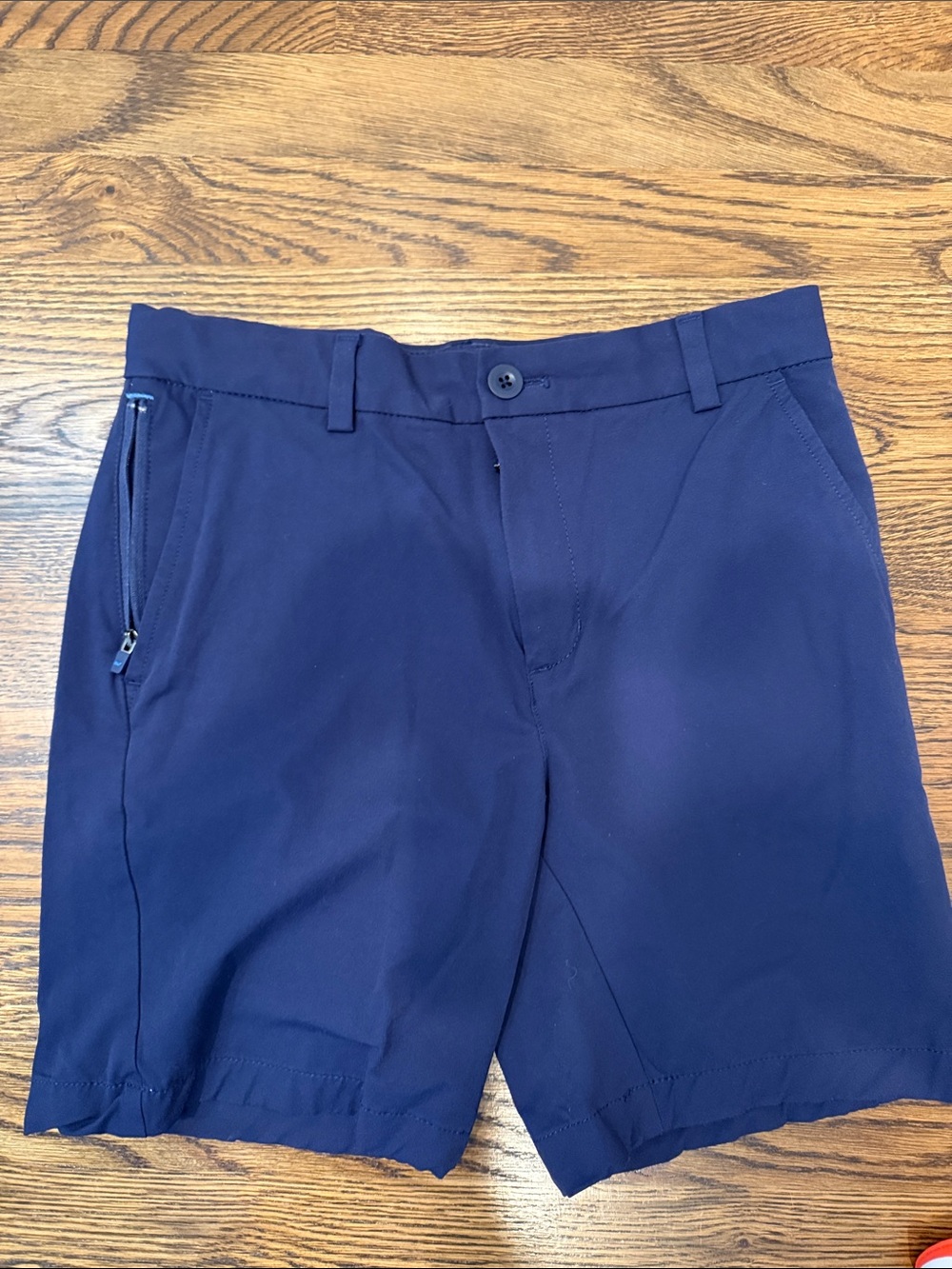 Vineyard vines size 18 boys Athletic Performance Shorts in Navy with Zip Pocket